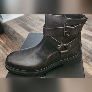 Karl Lagerfeld Men's Shoes 10.  New in the Box.